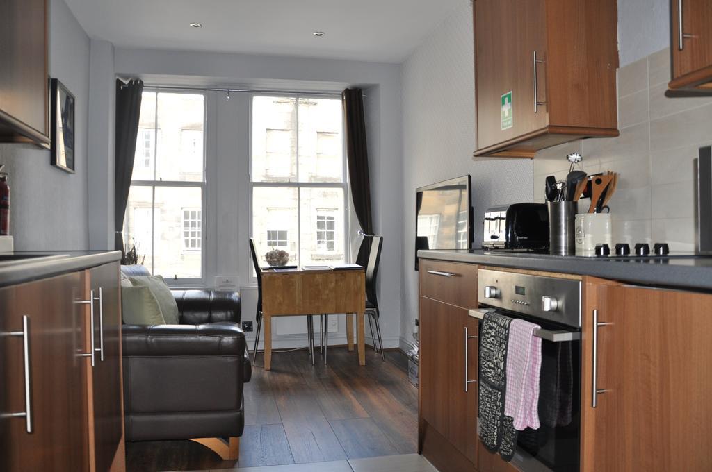 Stay Edinburgh City Apartments - Royal Mile Стая снимка